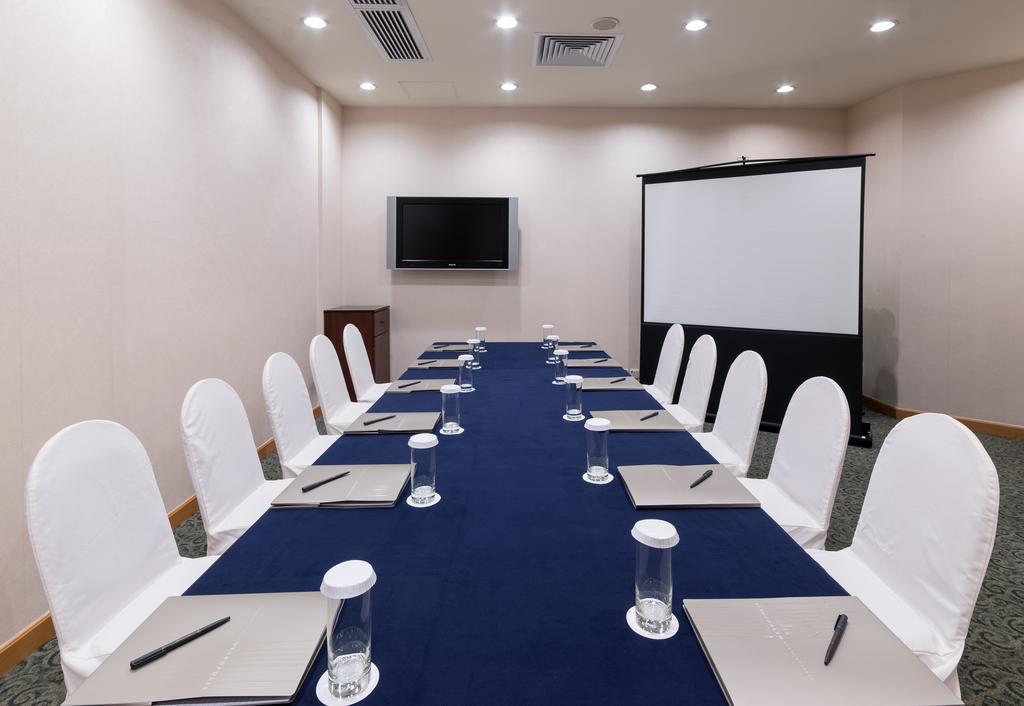 Harbour Plaza Metropolis Hotell Hongkong Eksteriør bilde